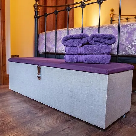 Apartment Groveside Lets *