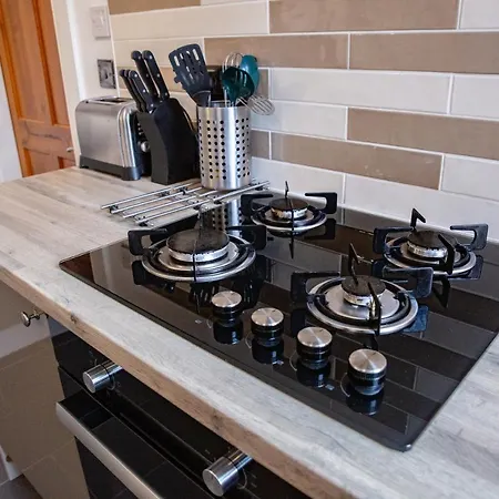 Groveside Lets Apartment